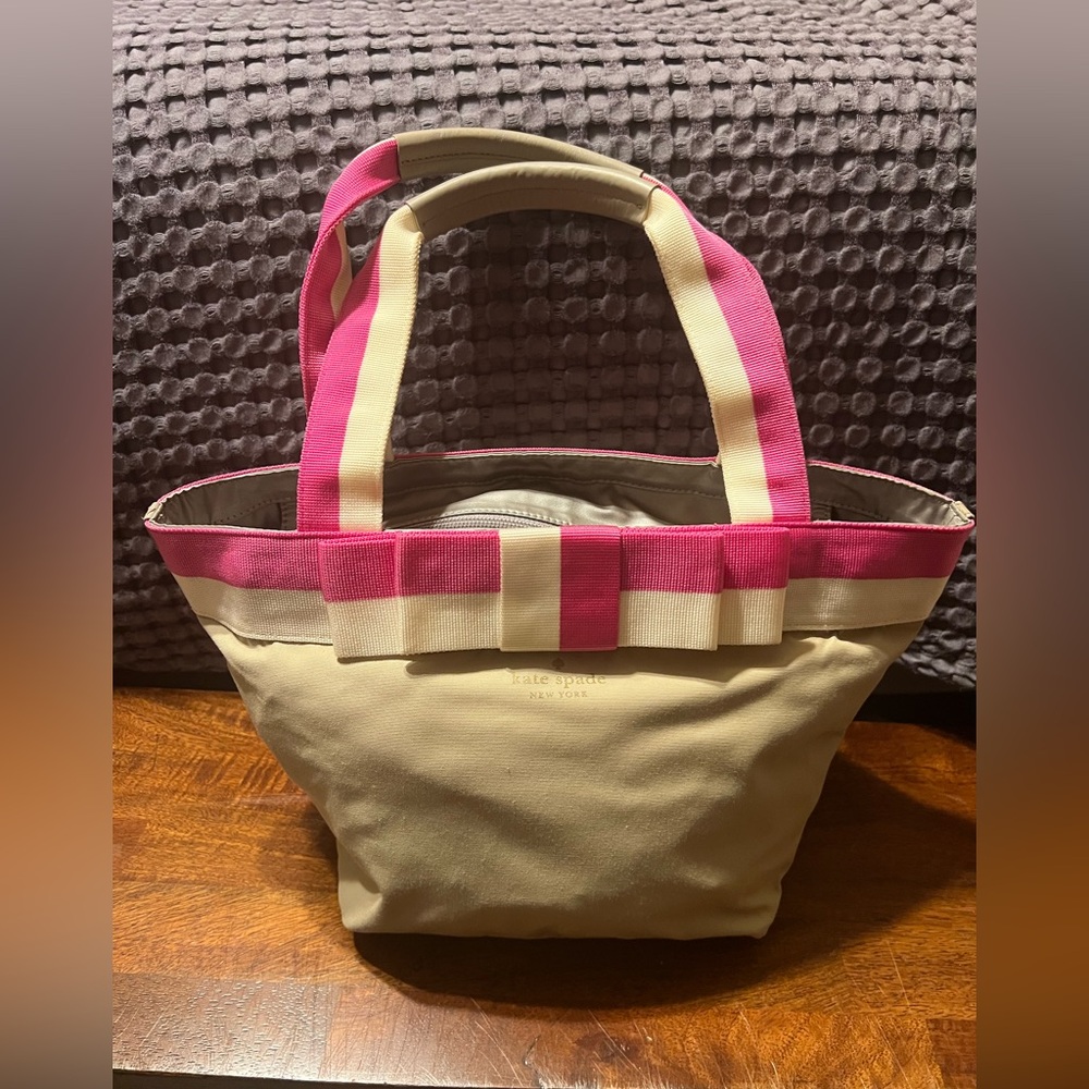 Kate Spade Canvas Tote EUC!